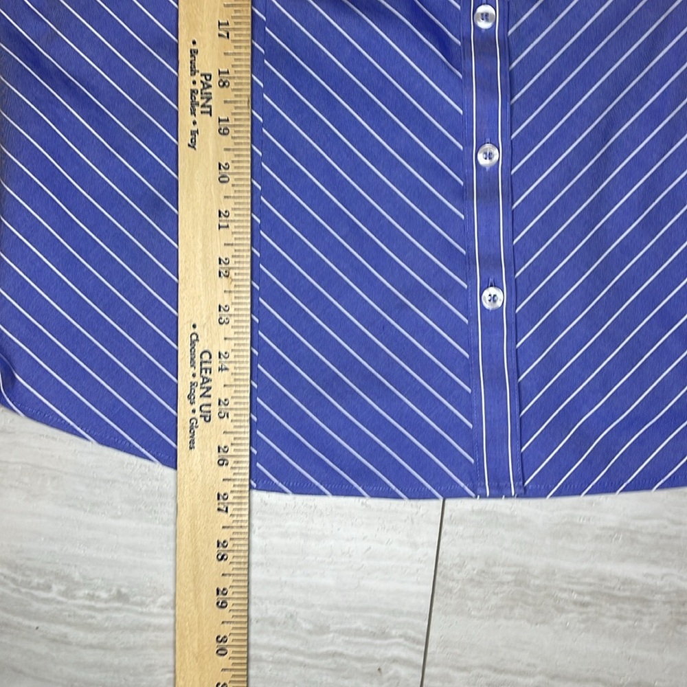 CHICO’S coolmax all season no-wrinkle button up blouse Blue Pinstripe sz 14 top - Picture 6 of 8